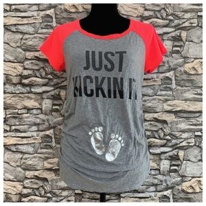 #73 Gemstone Maternity Just Kickin It Neon Metallic Feet Top Blouse Tee Shirt